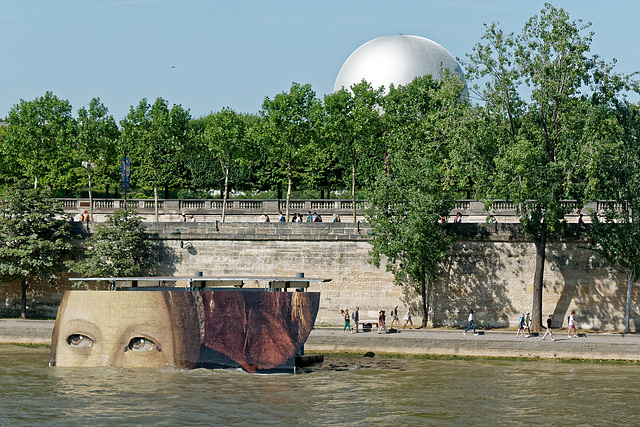 Visages dans la Seine (1)