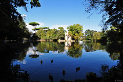 Parkanlage der Villa Borghese  (© Buelipix)