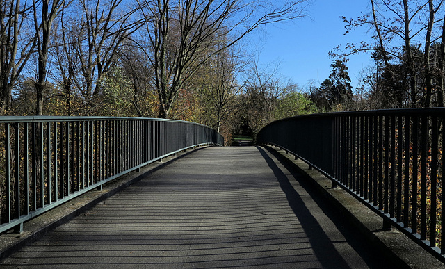 Fußgängerbrücke...