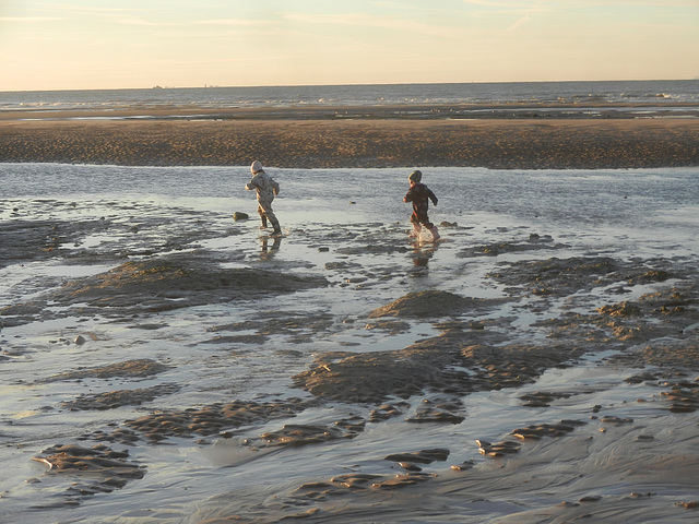 Et entre les deux, la plage