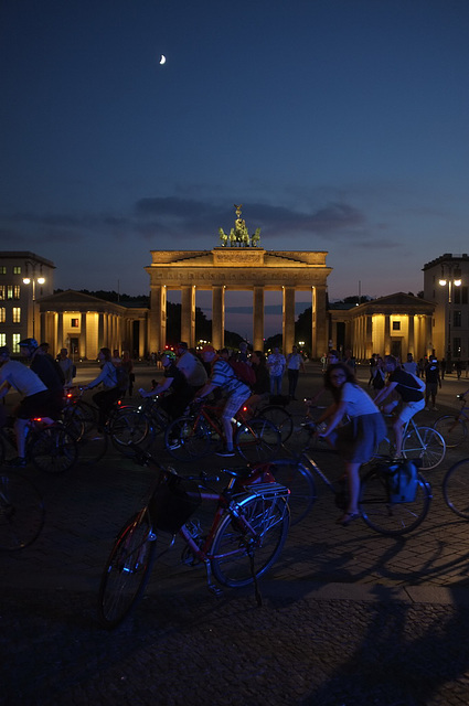 Radler cruisen in Berlin