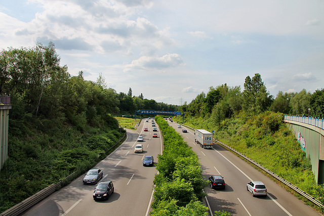 Die A448 von der Brücke Kohlenstraße aus (Bochum) / 15.06.2020