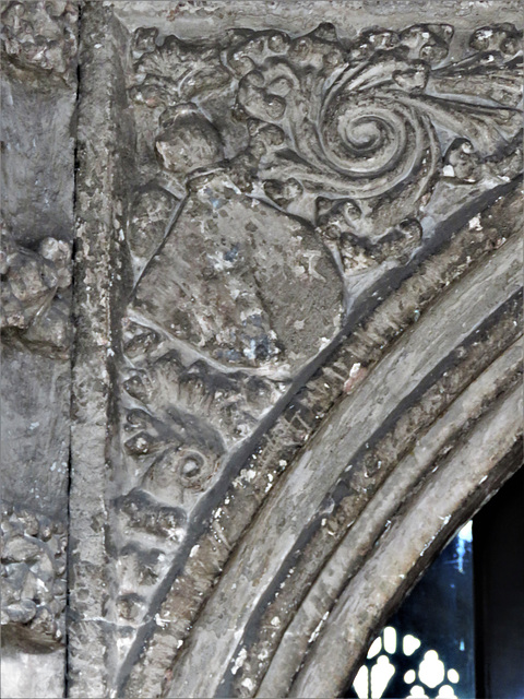 totnes church, devon, heraldry on south doorway spandrels, c15 (2)