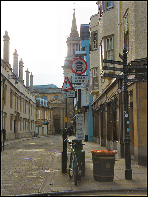 Turl Street signage clutter