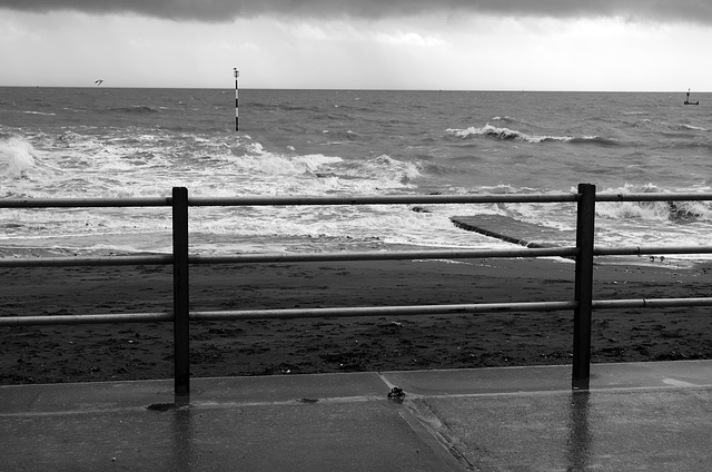 Turbulent sea at Ramsgate