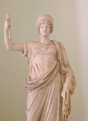 Detail of the Hera of the Ephesos-Vienna Type in the Naples Archaeological Museum, July 2012