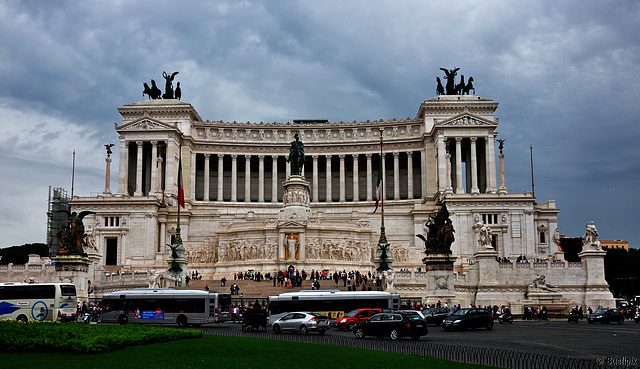 Monumento a Vittorio Emanuele II (© Buelipix)