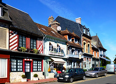 FR - Beaumont-en-Auge