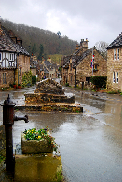 Stone walls in Castle Combe Stone walls in Castle Combe