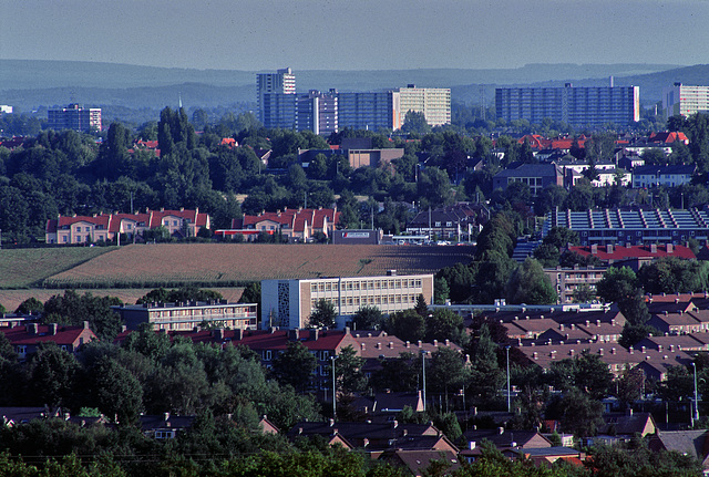 Historical view vanaf Heksenberg Heerlen , naar de wijken Meezenbroek Schaesbergerveld ,Wachtendonck-school, Leenhof (Mijn-monumenthuizen ), Molenberg ,Heerlerbaan sept. 1993