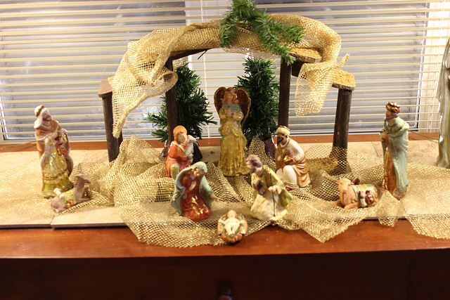 We display this scene each Christmas.!   The "Reason for this Season"...  Merry Christmas to you all ~~~~