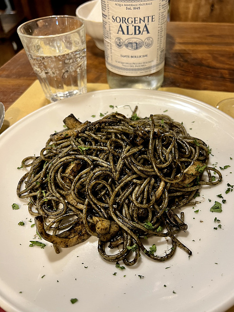 Venice 2022 – Spaghetti al nero di seppia