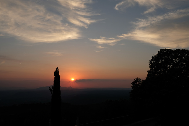 soleil couchant luberon DSCF8376