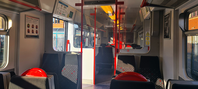 Class 769 interior