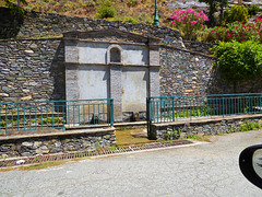 Der Zaun am Brunnen