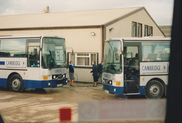 Cambridge Coach Services D350 KVE and D346 KVE at Waterbeach - 18 Nov 1990