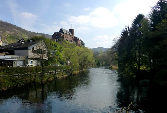 DE - Heimbach - Burg Hengebach above the Rur