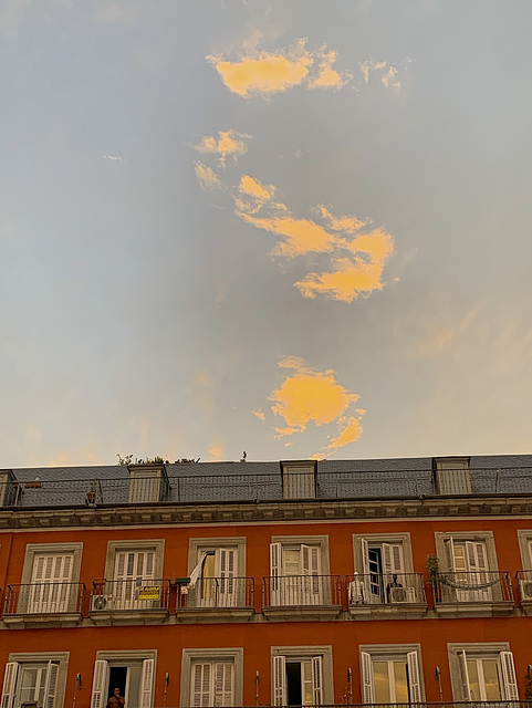 Plaza Mayor evening clouds 2