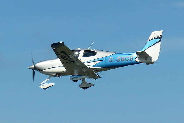 G-SBCB approaching Gloucestershire Airport - 19 September 2017