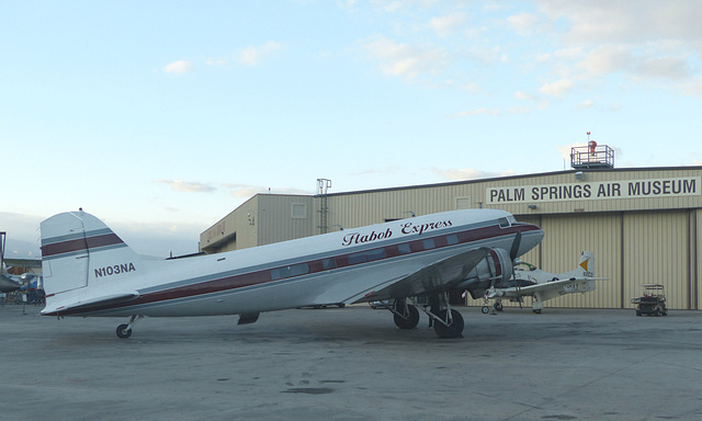 N103NA at Palm Springs (1) - 22 November 2019