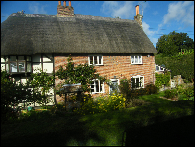 thatched cottage at Oare