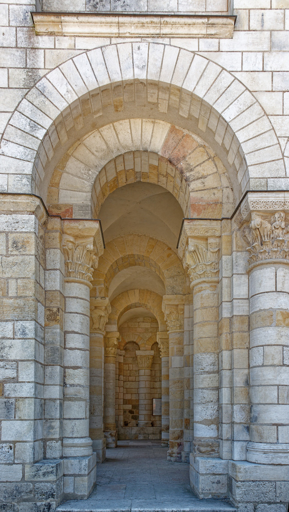 Abbaye de Saint-Benoît-sur-Loire