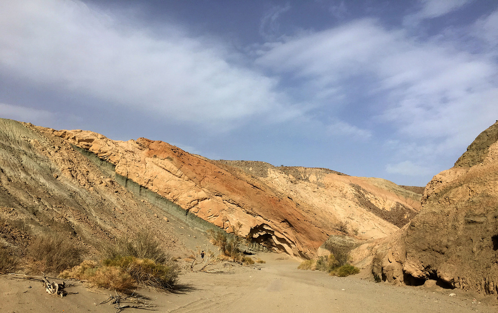 Calcite Mine Slot Canyon Hike (0666)