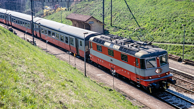 800000 Tolochenaz Re420 Swiss-Express