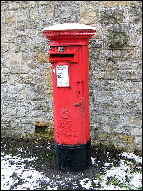 Hollow Way post box