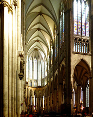 DE - Cologne - Inside the cathedral