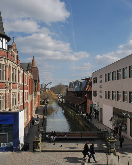 Lincoln - looking E from High Bridge