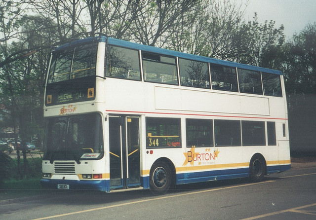 Burtons Coaches S10 BCL (S849 DGX) at Haverhill - 23 April 2005 (542-19A)