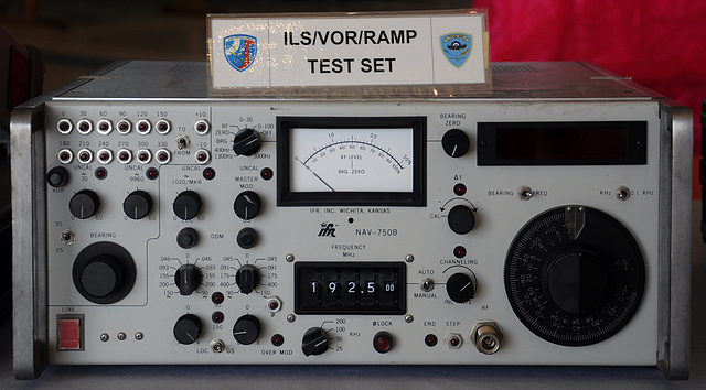 IFR NAV-750B