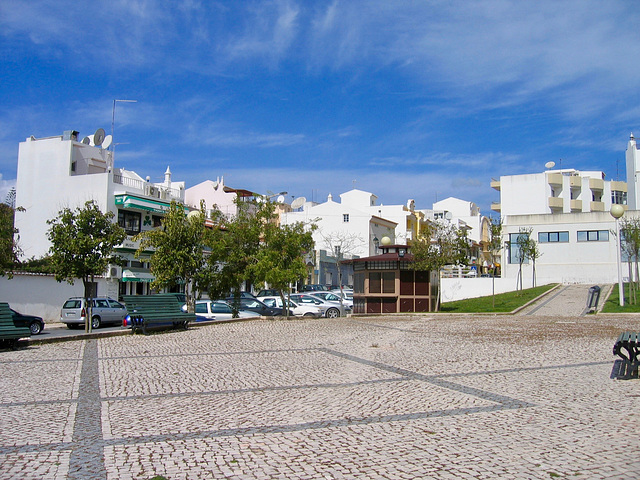 A seat near the Rotunda at Alvor