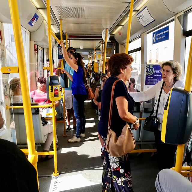 Lisbon 2018 – Inside the new tram