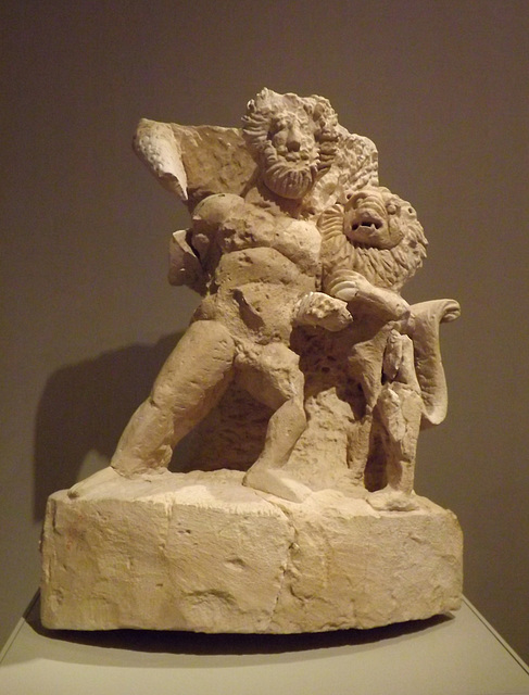 Herakles and the Nemean Lion in the Yale University Art Gallery, October 2013