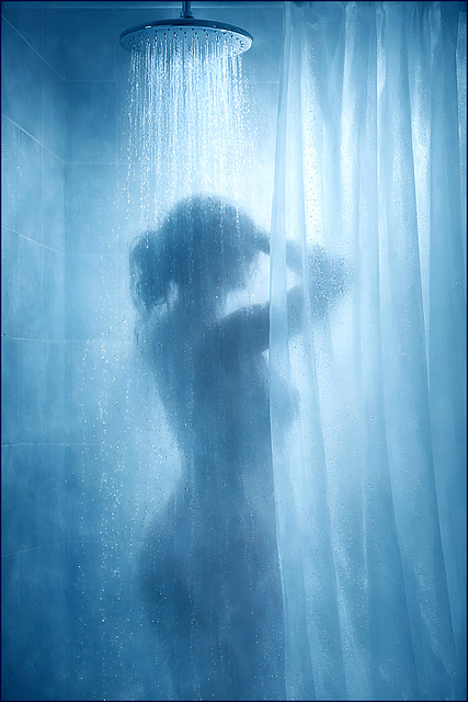 A refreshing shower ○○○○○