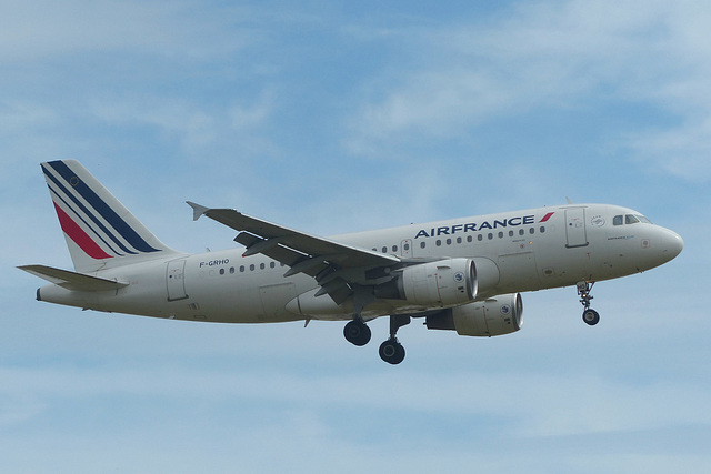 F-GRHO approaching Heathrow - 7 July 2017