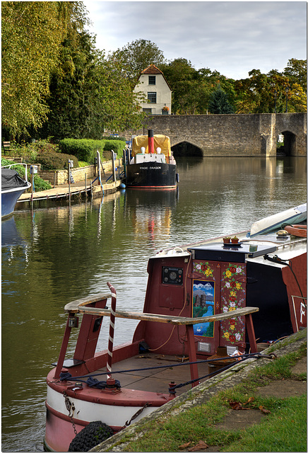 Boats at Abingdon Bridge