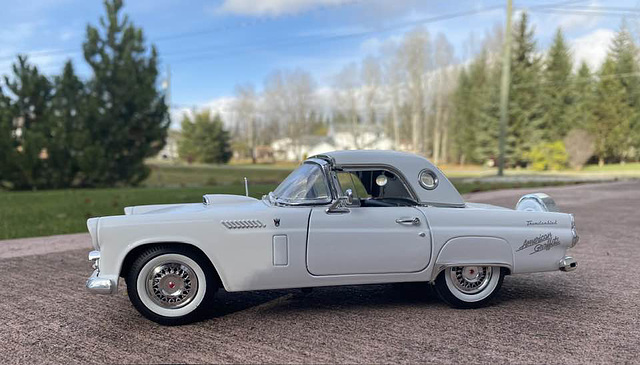 1956 Ford Thunderbird