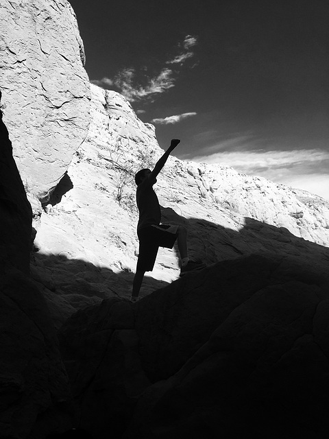 Calcite Mine Slot Canyon Hike (0695)