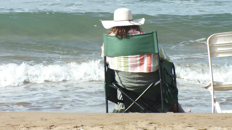 Premier bain de soleil printanier .