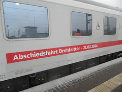 ehem IC Speisewaggon mit Drehfalttür