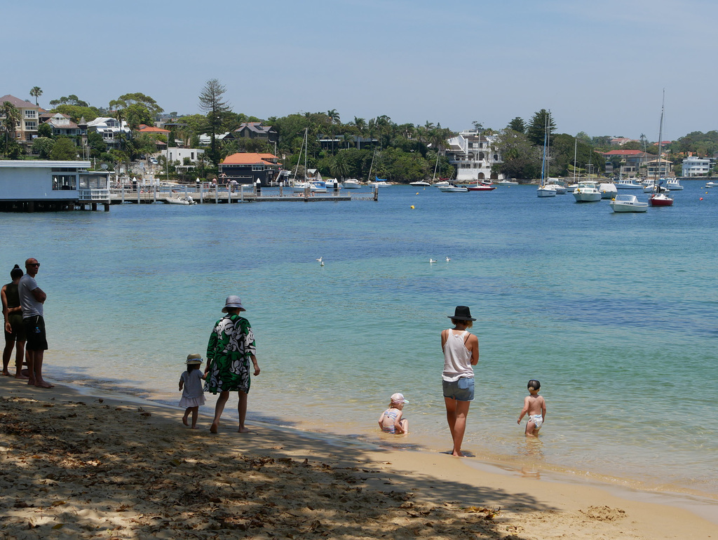 Watsons Bay Beach (H.A.N.W.E.)