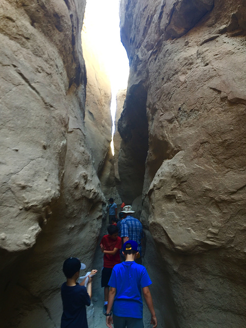 Calcite Mine Slot Canyon Hike (0699)