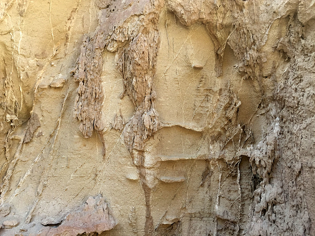 Calcite Mine Slot Canyon Hike (0701)