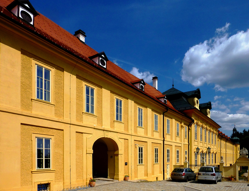 CZ - Tepla - Monastery