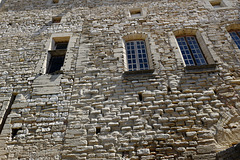 façade entrée château du Barroux