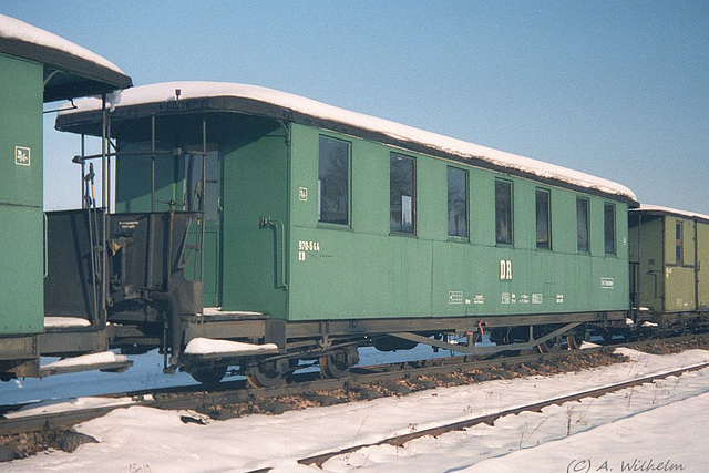 BÖ0009825