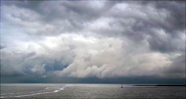 threatening sky threatening sky